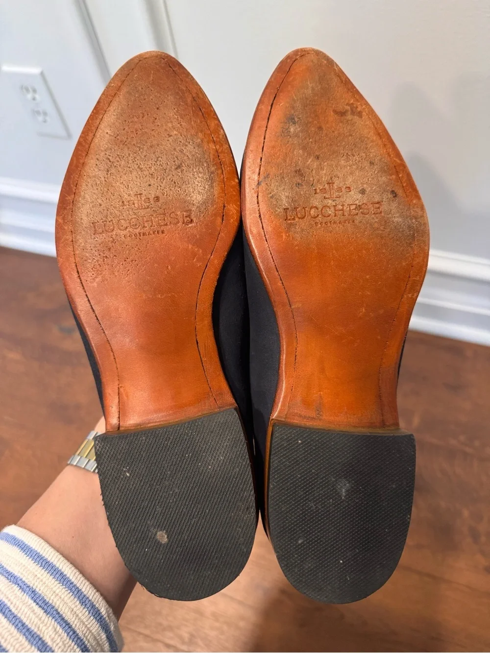 Lucchese size navy